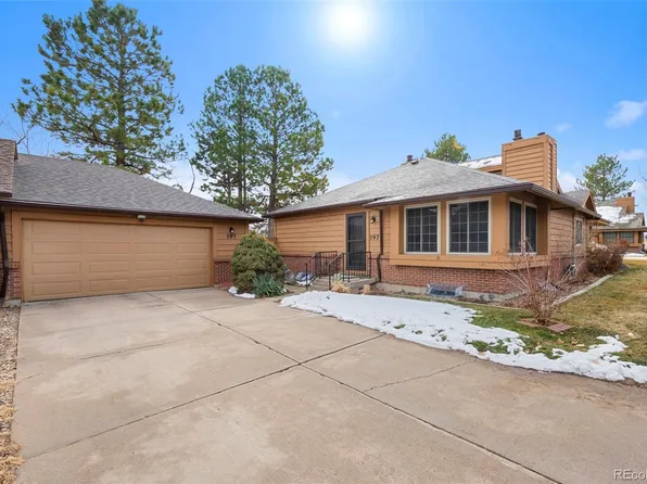 197 S Dearborn Circle, Aurora, CO 80012