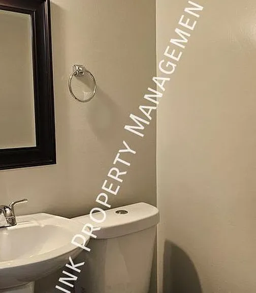 1638 Keeble St — Photo 30