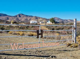 10425 E Prescott Dells Rd, Dewey, AZ 86327