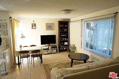 5th image of 2618 Bais Pl