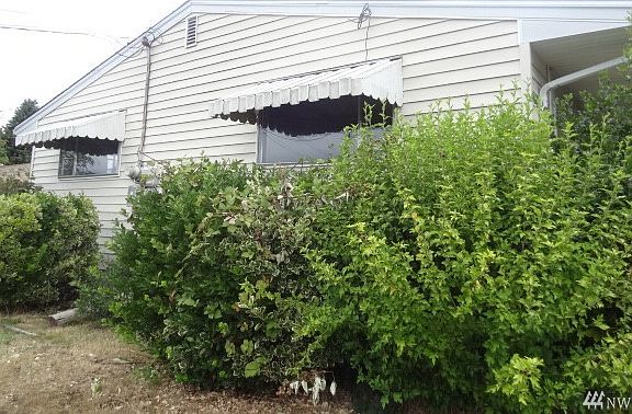 5th image of 1615 S 74th St