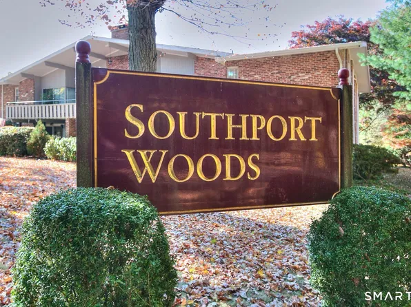 64 Southport Woods Dr #64, Southport, CT 06890