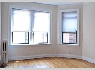 644 W Addison St APT 54, Chicago, IL 60613