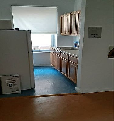 2nd image of 1347 44th St #3R