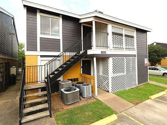 2nd image of 12659 Ashford Meadow Dr APT D