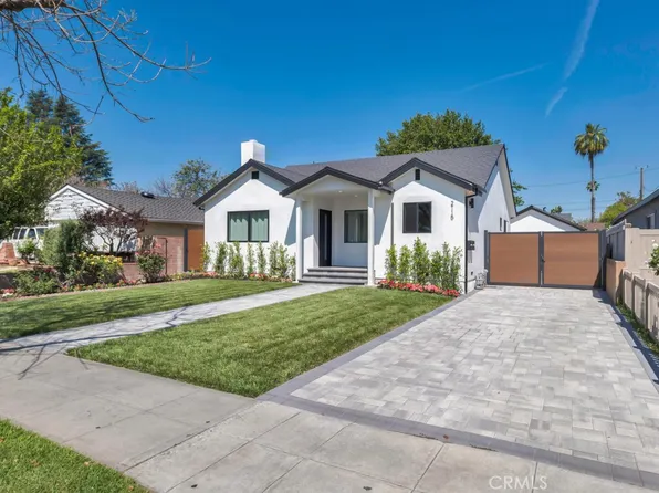 2115 W Clark Ave, Burbank, CA 91506