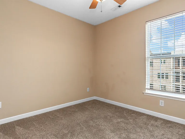 2954 Yancey Way #B — Photo 20