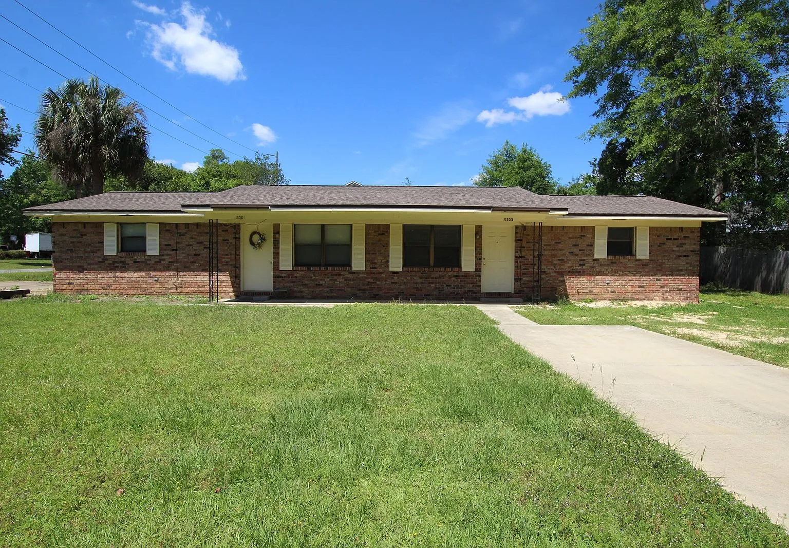 2 bed, 1.0 bath, 748 sqft, $1,025 — Photo 1