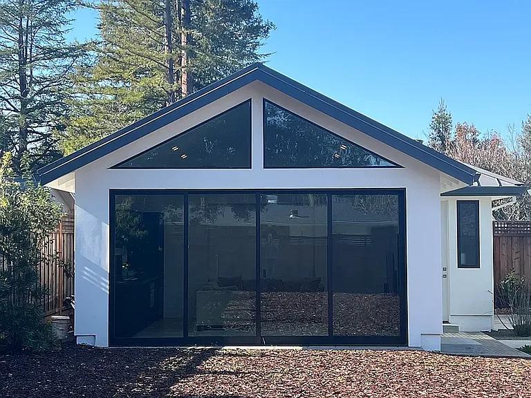 1450 McKenzie Ave #A — Photo 1