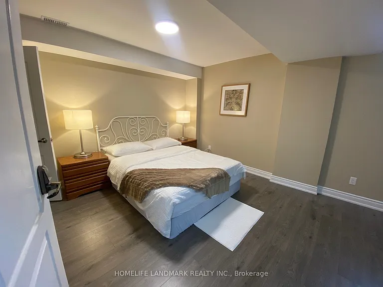 489 Caboto Trl — Photo 6