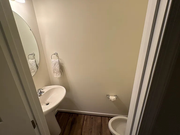 18416 Palisades Ct — Photo 4