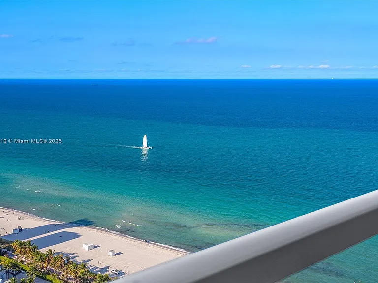 4401 Collins Ave #3505 — Photo 25