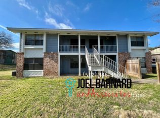 108 Lady Bird Ln APT B, San Marcos, TX 78666