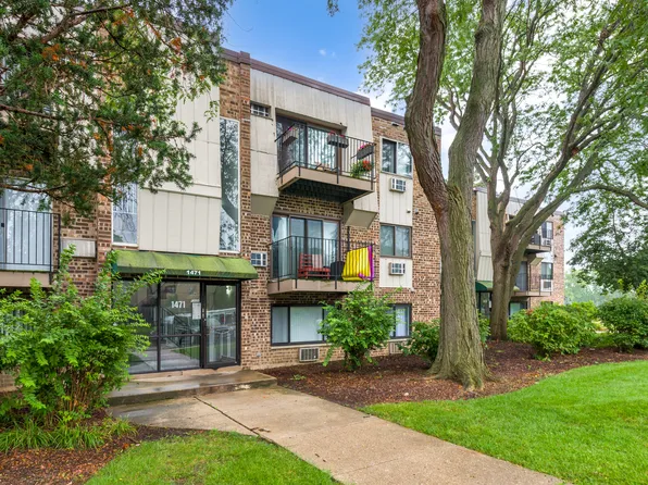 1471 N Winslowe Dr Unit 101, Palatine, IL 60074