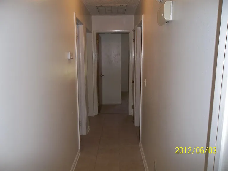 100 Creekwood Cir — Photo 30