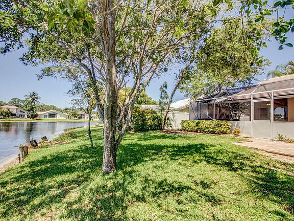 4th image of 8649 Rosalie Ct
