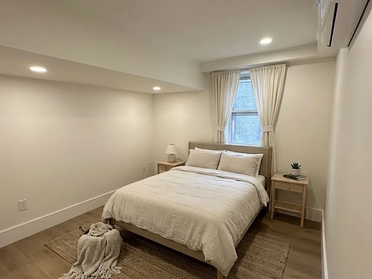323 Summit Ave #101 — Photo 5