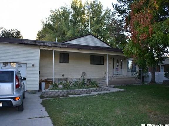 2nd image of 3412 S Park Meadows St