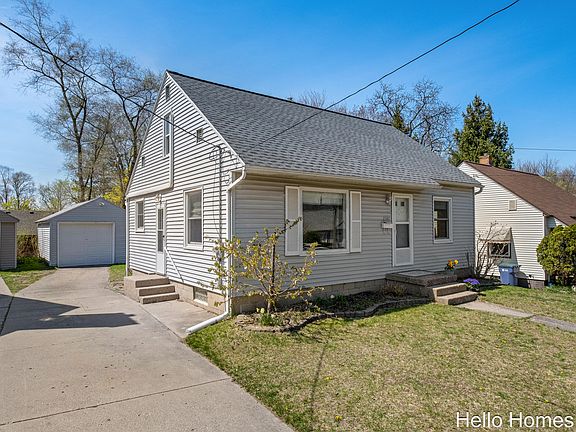 2nd image of 1541 Edward Ave SE