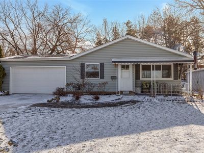 30350 Twin Lakes Dr, Wickliffe, OH, 44092