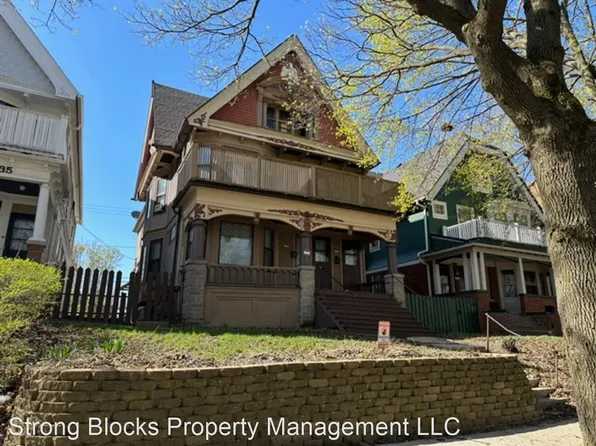 3139 W Juneau Ave, Milwaukee, WI 53208
