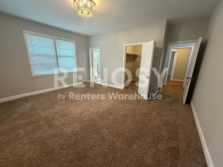 1020 Anderson St — Photo 12