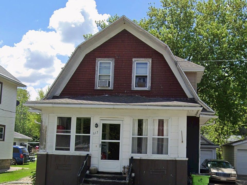 1st image of 517 Bronson St