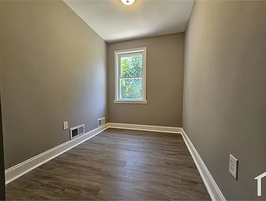 4900 Saint Georges Ave — Photo 9