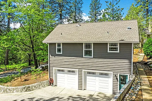 612 Chief Kelly Dr Photo 1
