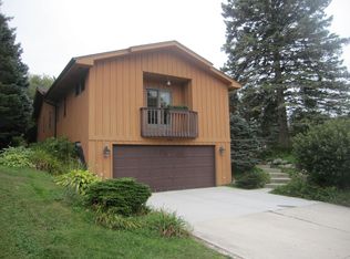3746 Koehler Dr, Sheboygan, WI 53083