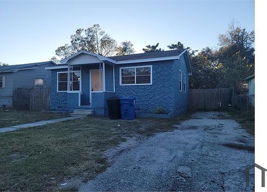 2nd image of 2019 37th St S