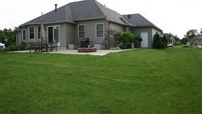 2nd image of 1010 Wallace Ct