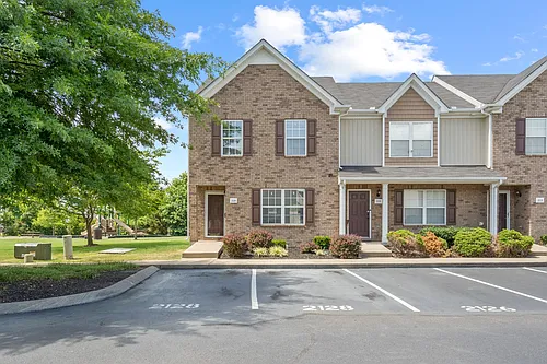2128 Victory Gallop Ln Photo 1