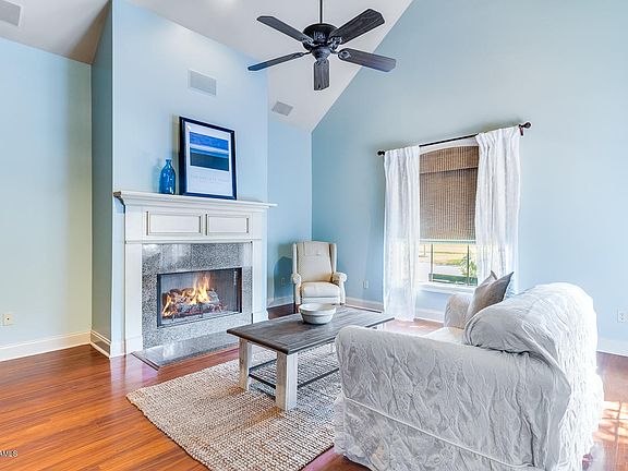 4th image of 107 Sunswept Bridge Dr