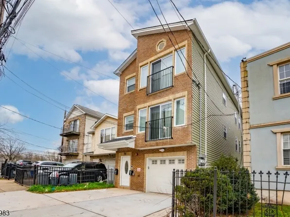 84 W Alpine St, Newark City, NJ 07108