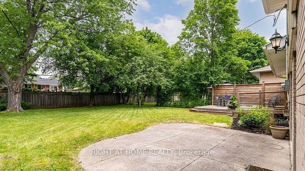 3 bed, $4,350 — Photo 3