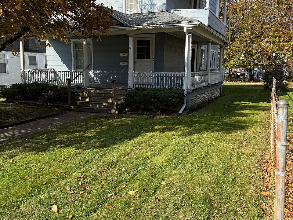 1st image of 79 Grand Ave