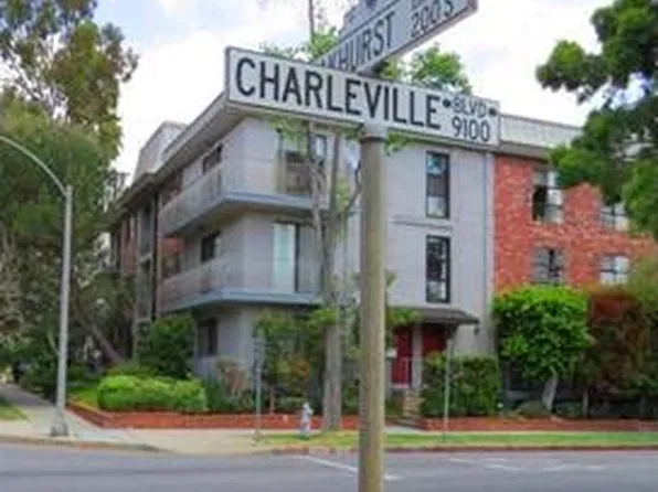 152 S Oakhurst Dr APT 302, Beverly Hills, CA 90212