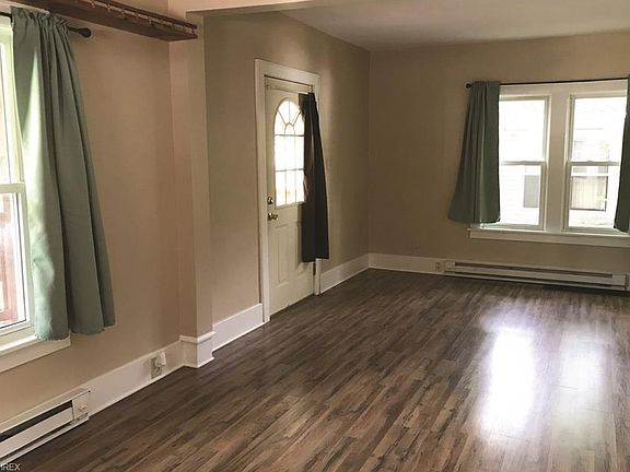 3rd image of 441 Center Ave