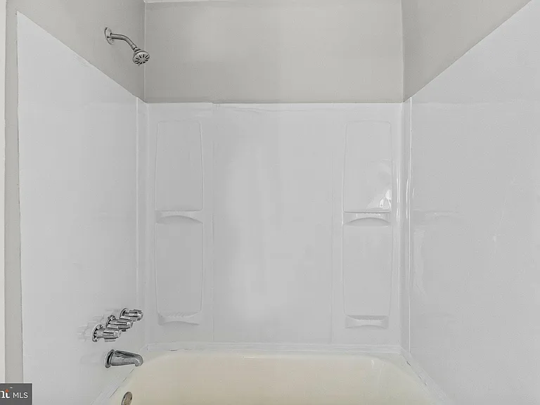 1714 Rhawn St #2A — Photo 25