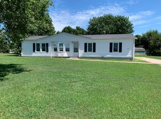 8936 Brookside Cir, Monett, MO 65708