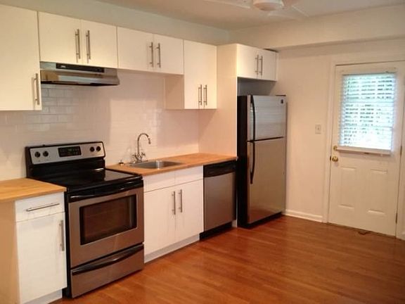 Stainless appliances!