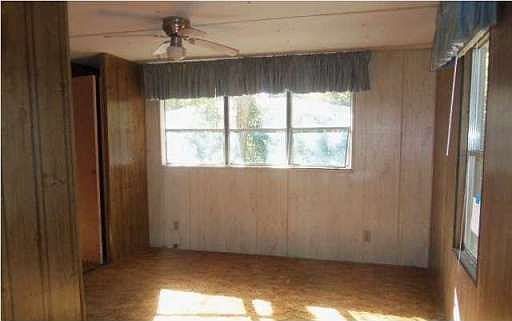 5th image of 205 Barker St