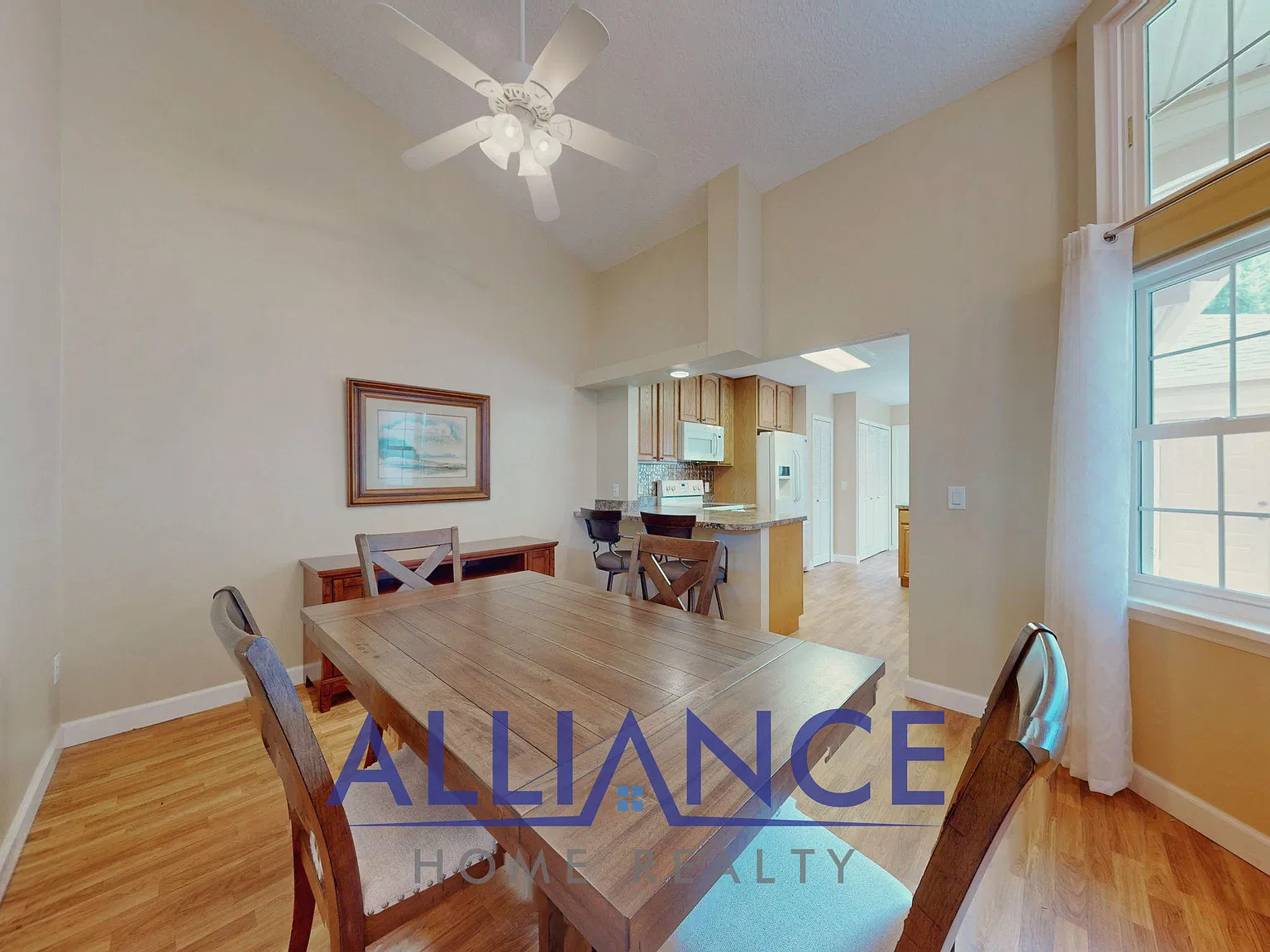 2 bed, 1321 sqft, $2,000 — Photo 4