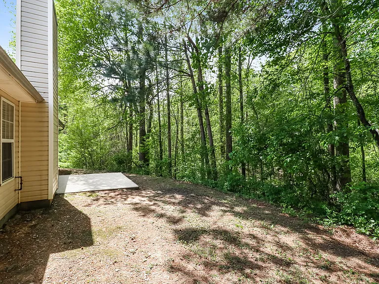 1015 Amelia Grove Ln — Photo 15
