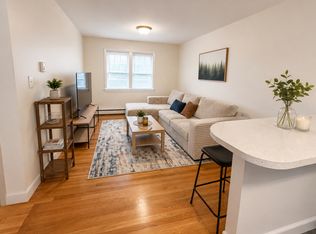 15 Park Ave APT 12, Foxboro, MA 02035