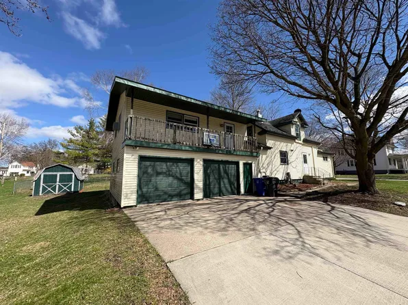 111 W Park St, Bonduel, WI 54107