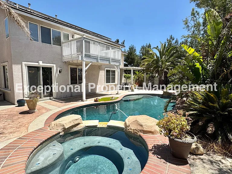 14855 Hedge Row Ct — Photo 27