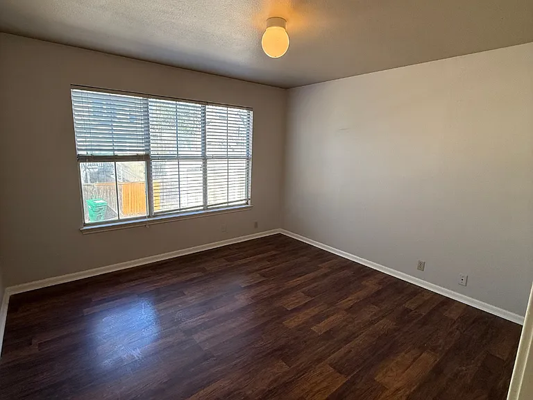 101 Fenimore Ave #2 — Photo 17