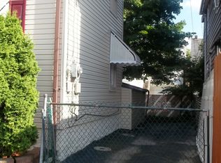 408 W 1st St, Hazleton, PA 18201